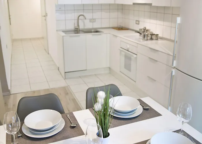 Hisa Pod Gradom Liubliana