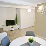 Apartament Hisa Pod Gradom *