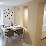 Hisa Pod Gradom Lublana