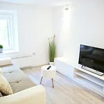 Apartament Hisa Pod Gradom Lublana