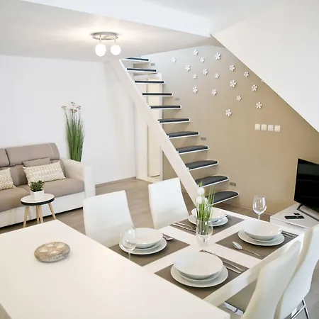 Hisa Pod Gradom Apartma Ljubljana