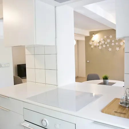 Hisa Pod Gradom * Ljubljana