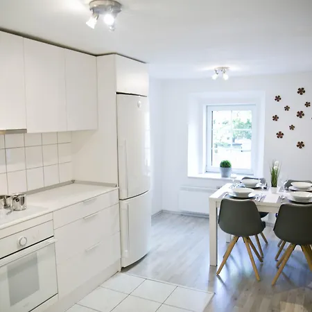 Hisa Pod Gradom Apartma