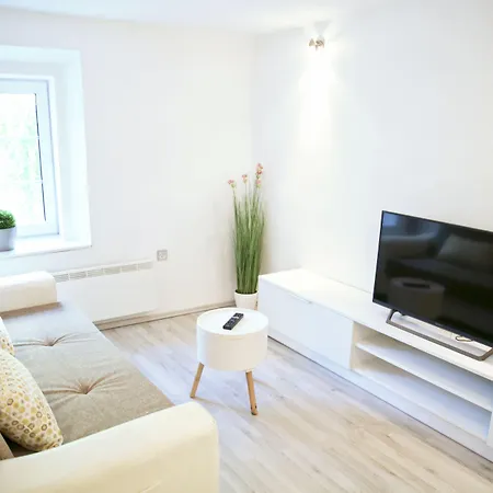 Apartma Hisa Pod Gradom Ljubljana