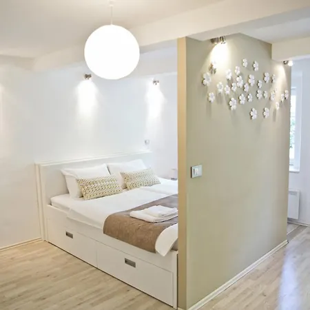Daire Hisa Pod Gradom Ljubljana