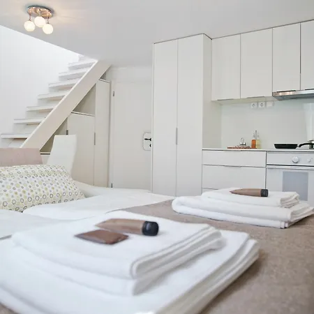 Apartment Hisa Pod Gradom *