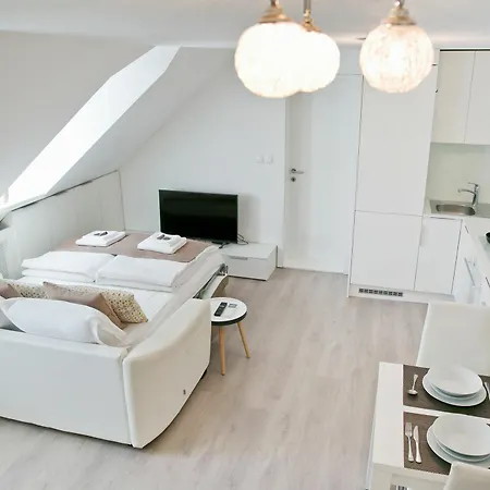 Apartment Hisa Pod Gradom *