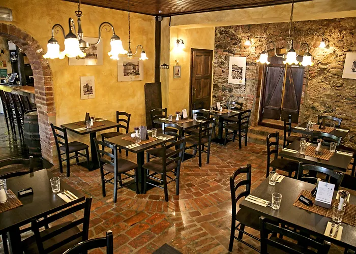 Hisa Pod Gradom Laibach