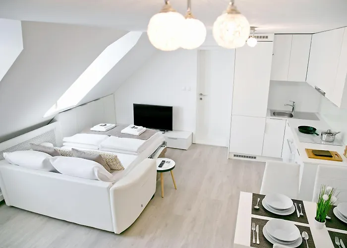 Hisa Pod Gradom Apartment