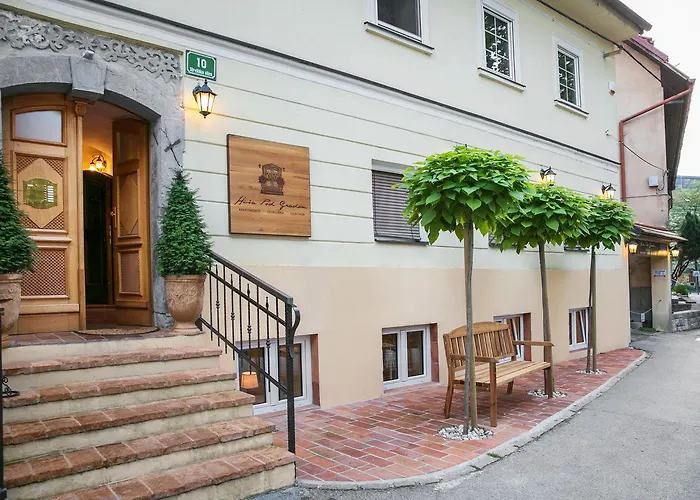 Hisa Pod Gradom * Λιουμπλιάνα