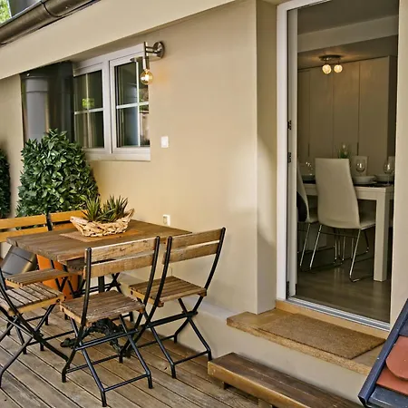 Hisa Pod Gradom * Ljubljana